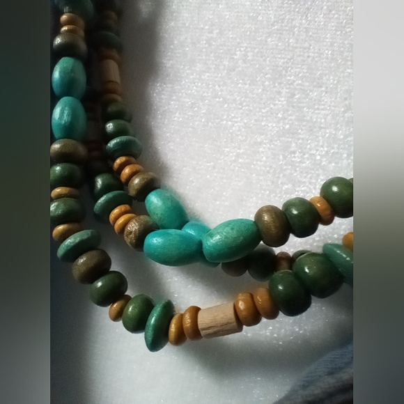 Handmade Wooden Bead Turquoise Southwestern Style Necklaces (3) - Picture 5 of 8
